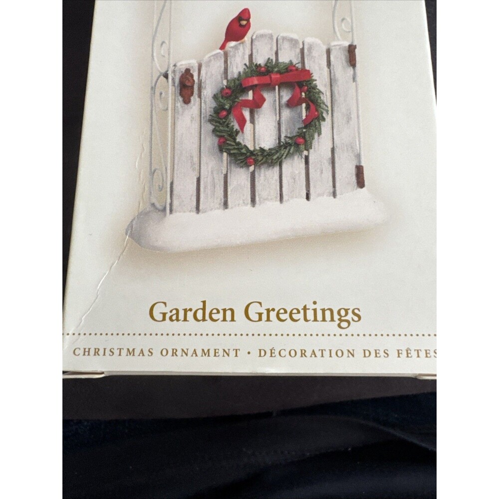 Hallmark 2006 Garden Greetings Cardinal Wreath Gate Keepsake Ornament Boxed - Picture 5 of 9